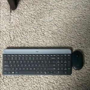 Logitech Wireless Keyboard and Mouse Combo - Black